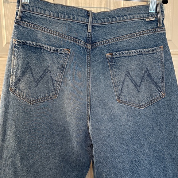 MOTHER Denim Mavin Ankle Fray Jeans - Picture 5 of 6